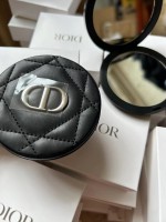 Dior beauty 小羊皮經典隨身鏡